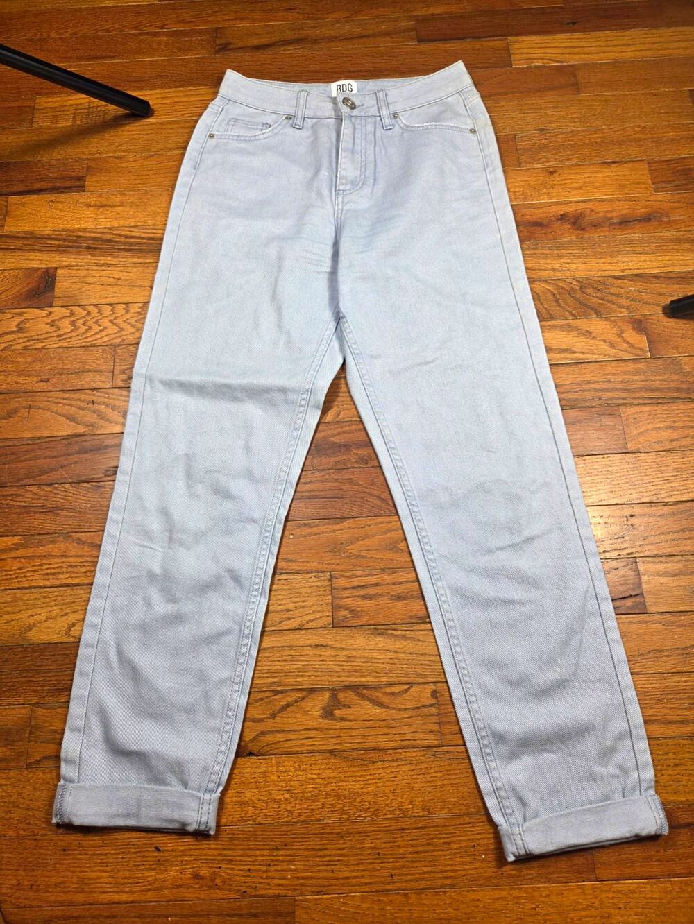 BDG Urban Outfitters Mom Jeans Womens 26 Light Wash High Rise Straight Leg
